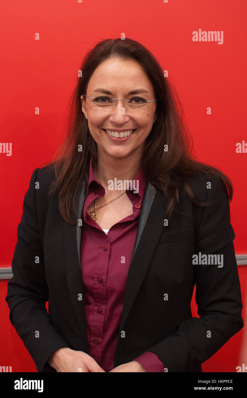 Yasmin Fahimi, homme politique allemand, SPD, Foire du livre de Francfort 2014 Banque D'Images