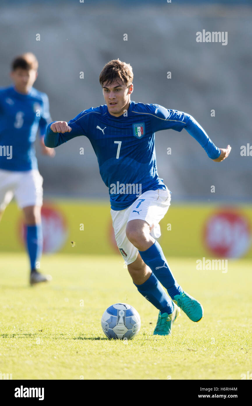 Elia Visconti (ITA), 28 octobre 2016 - Football / Soccer : UEFA EURO 2017 Moins de 17 Tour Groupe 4 Qualification match entre l'Italie 0-0 Macédoine au Stadio Tullo Morgagni à Forli, Italie. (Photo de Maurizio Borsari/AFLO) Banque D'Images