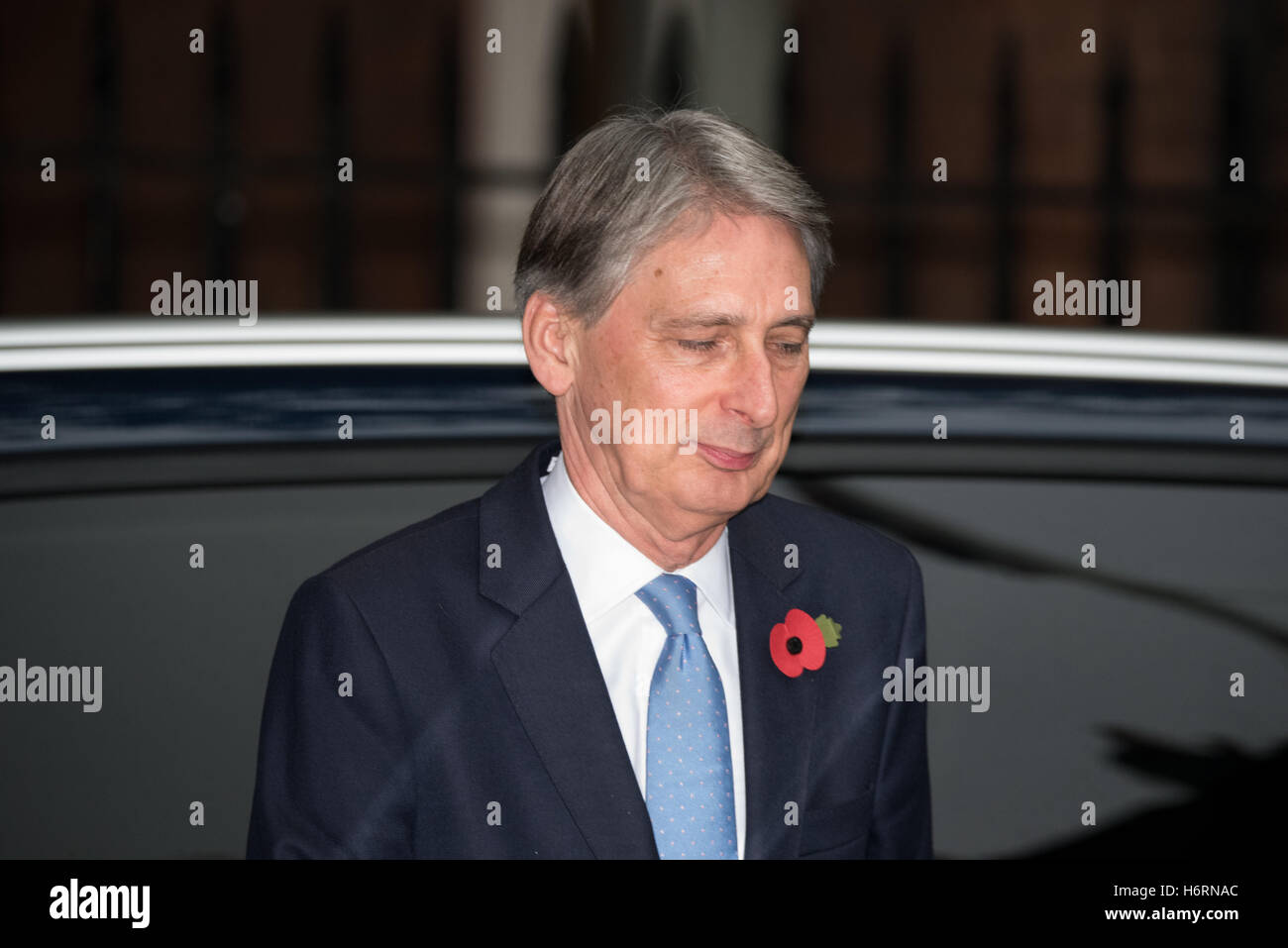 Londres le 1er novembre 2016, Phillip Hammond, chancelier, feuilles, 10 Downing Street après une réunion du cabinet Crédit : Ian Davidson/Alamy Live News Banque D'Images