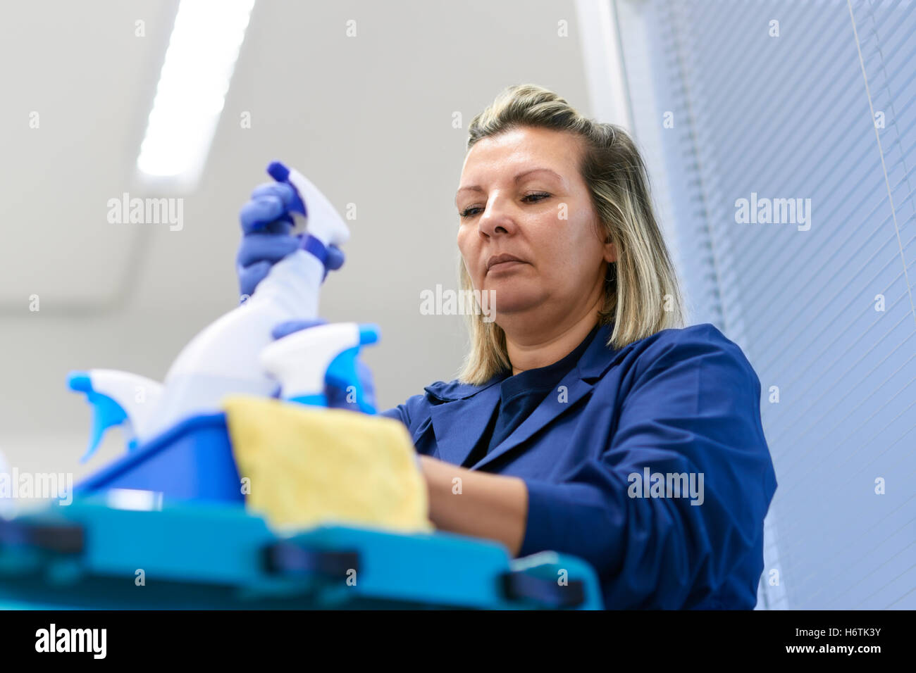 Woman, portrait, ravi, ambition, enthousiaste, joyeux, rayonnant de joie, Banque D'Images
