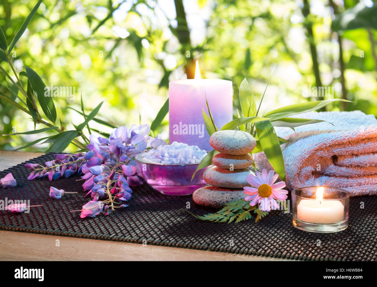 Fleur Plante Massage Bambou Spa Bains Medicinaux Spring Spring Tour Bien Etre Zen Relaxation Sante Culture Feuilles Photo Stock Alamy