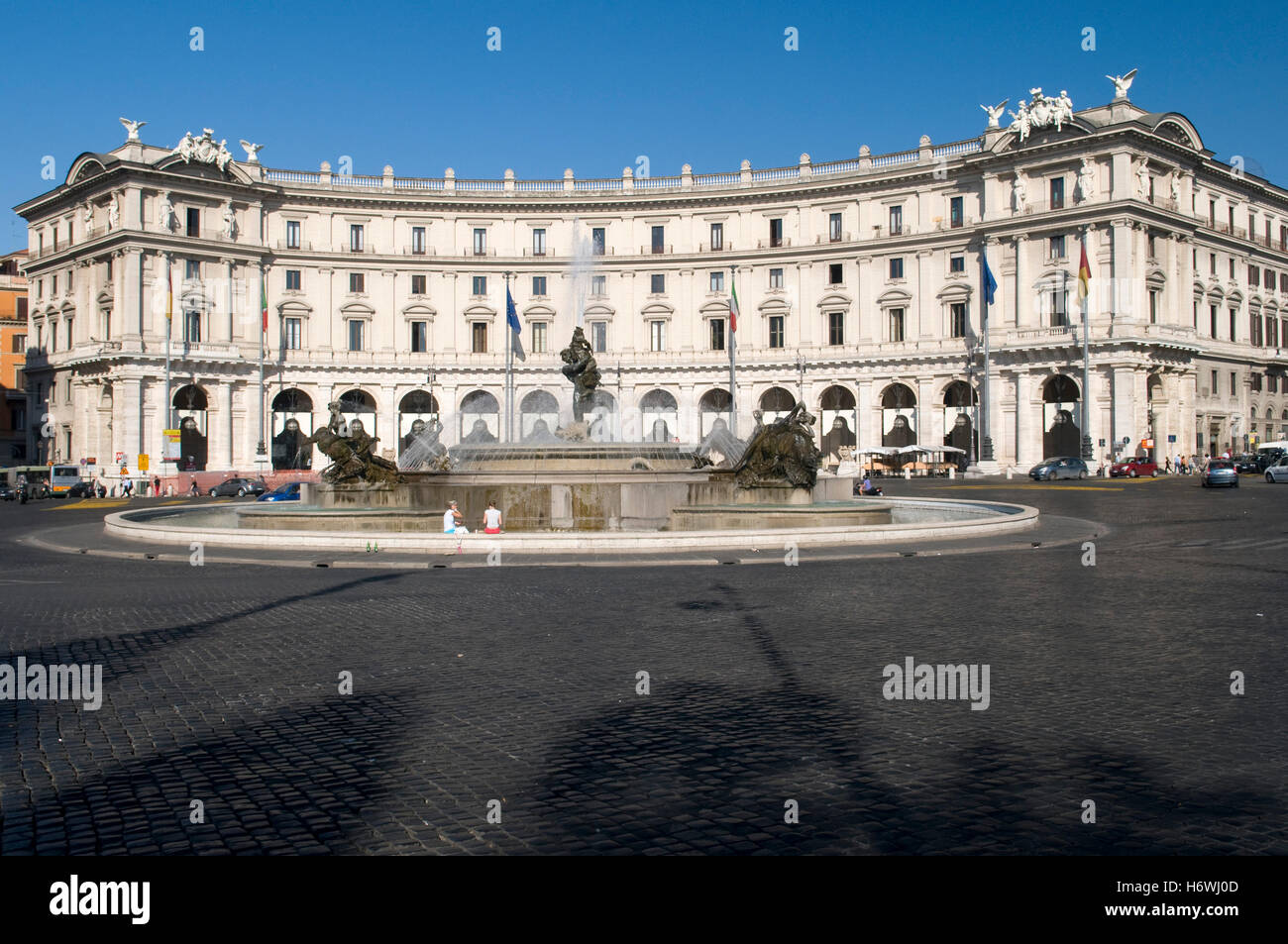 La fontaine des Naïades sur la Piazza della Repubblica square, Rome, Italie, Europe Banque D'Images