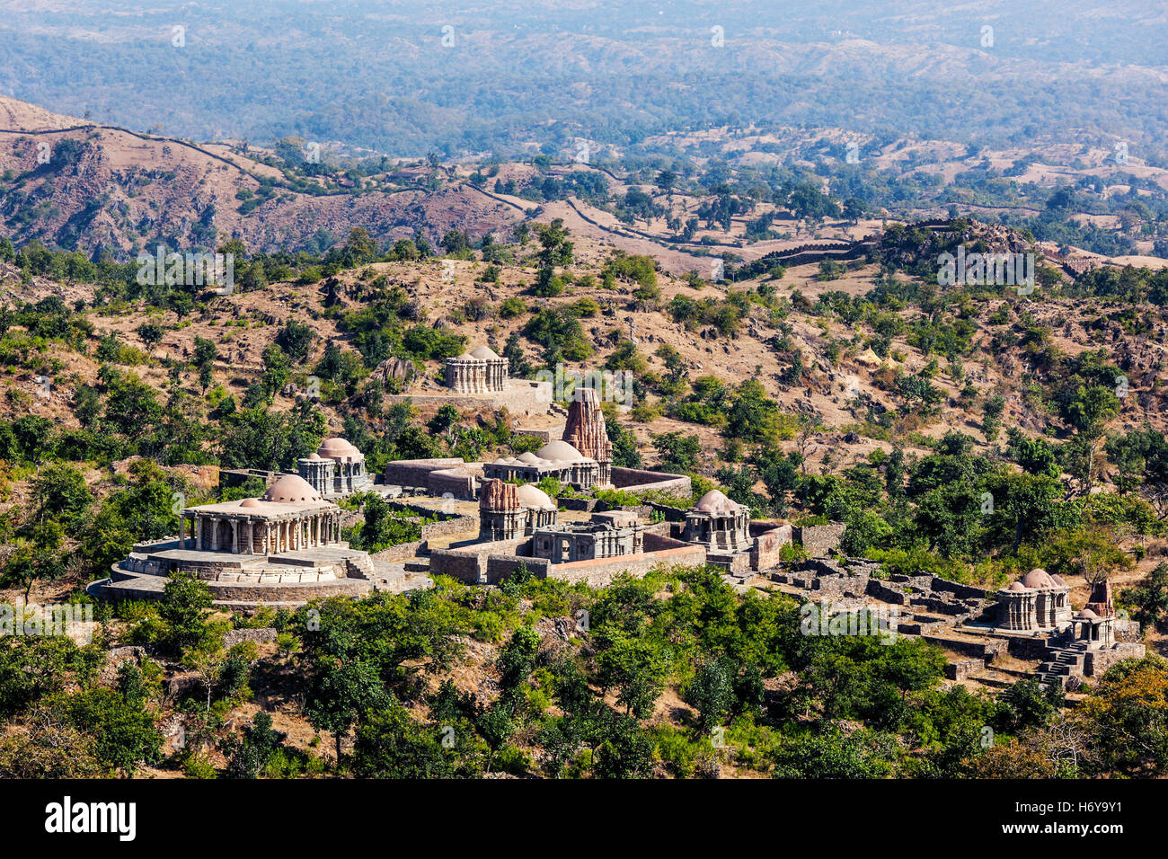 Des temples hindous dans fort de Kumbhalgarh. Le Rajasthan, Inde Banque D'Images
