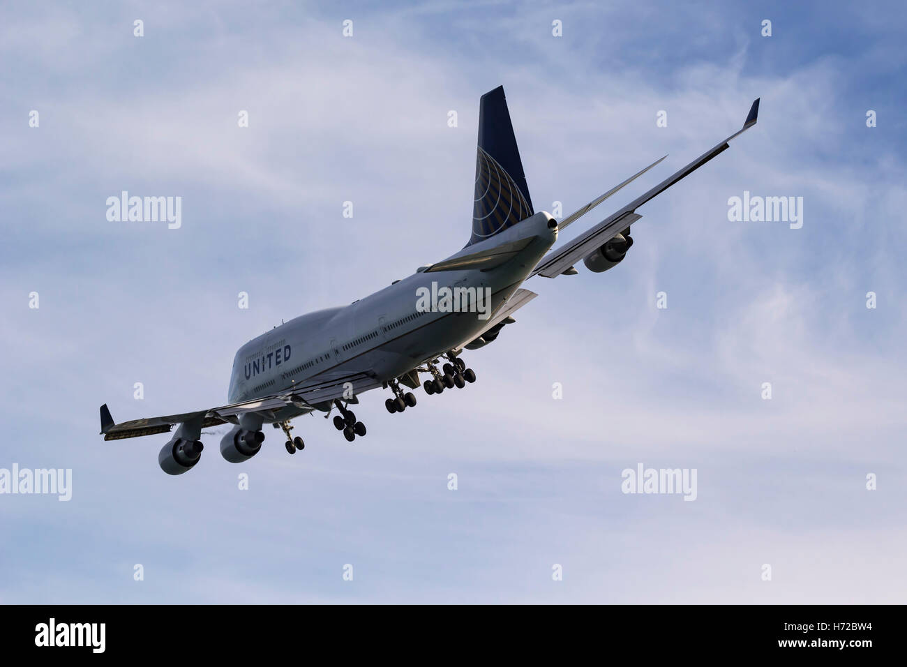United Airlines Boeing 747 en configuration d'atterrissage. Banque D'Images