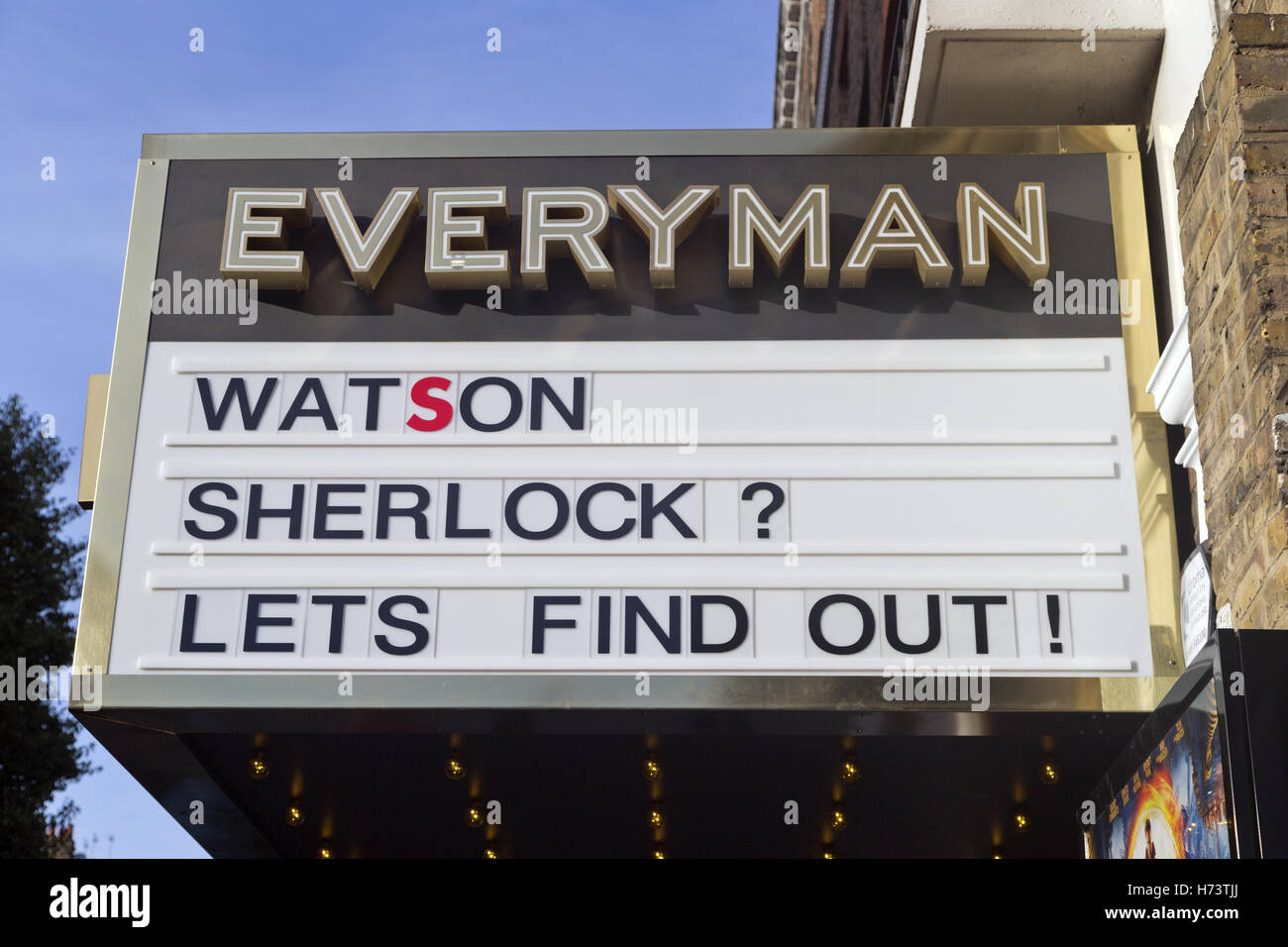 Londres, Royaume-Uni. 2 novembre 2016. Sherlock amusant accrocheur signe WATSON SHERLOCK ? Permet de savoir', récemment rénovées, cinéma Everyman Baker Street, Londres W1, England, UK Crédit : Keith Erskine/Alamy Live News Banque D'Images