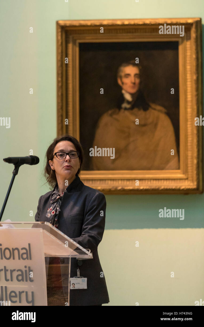 Londres, Royaume-Uni. 3 novembre 2016. Le Dr Lucy Peltz, Conservateur principal, 18e siècle les portraits et responsable des collections de Tudor (Regency), prend la parole lors du lancement d'un appel au public par le Musée National du portrait d'acquérir sir Thomas Lawrence's last portrait du duc de Wellington. Le portrait a été offerte à la National Portrait Gallery pour GBP1.3m, avec la galerie à la recherche d'obtenir le dernier GBP300k par appel public. Crédit : Stephen Chung / Alamy Live News Banque D'Images