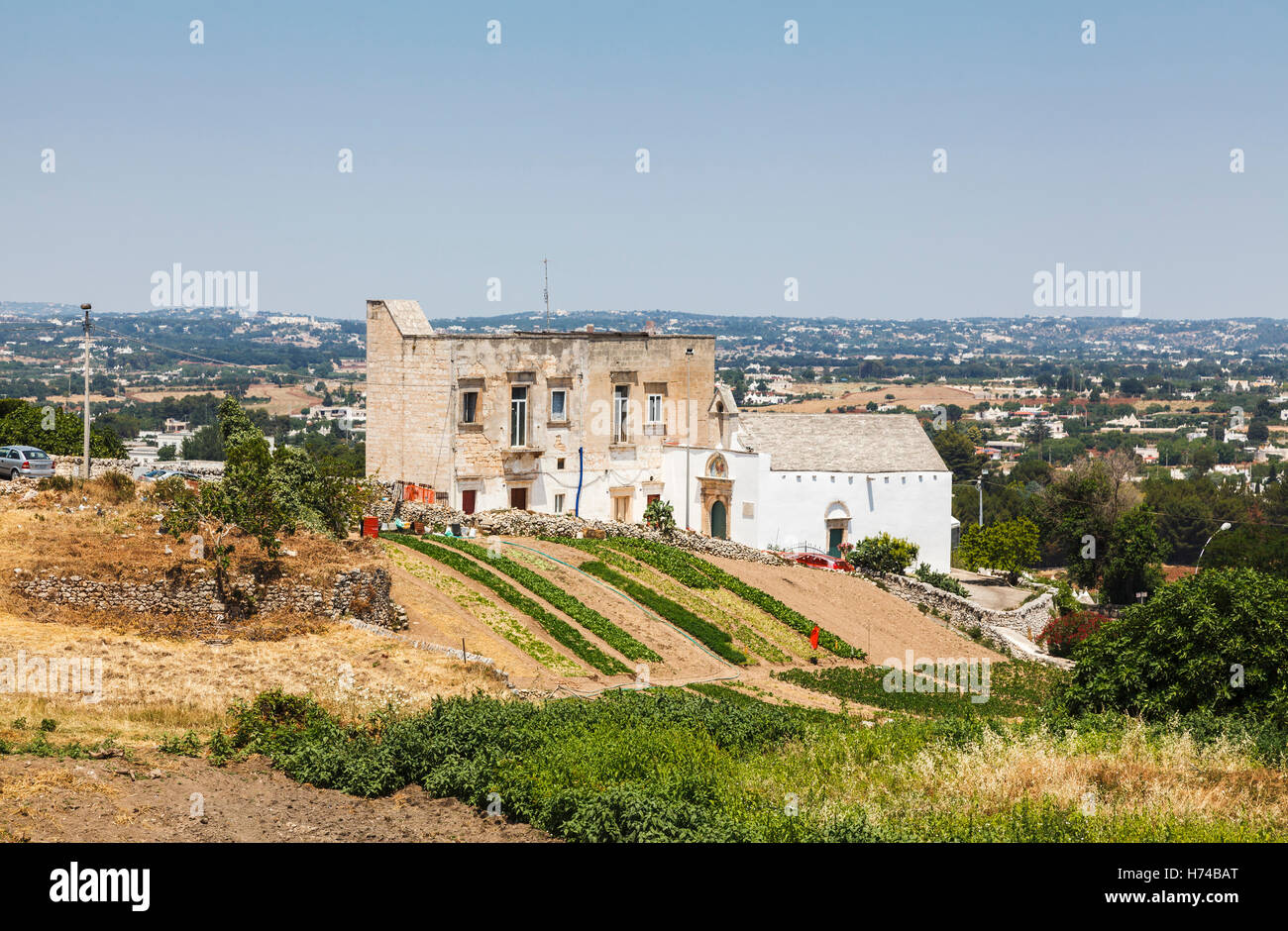 Vue panoramique sur campagne locale de Martina Franca, une ville dans la province de Tarente, Pouilles, Italie Banque D'Images