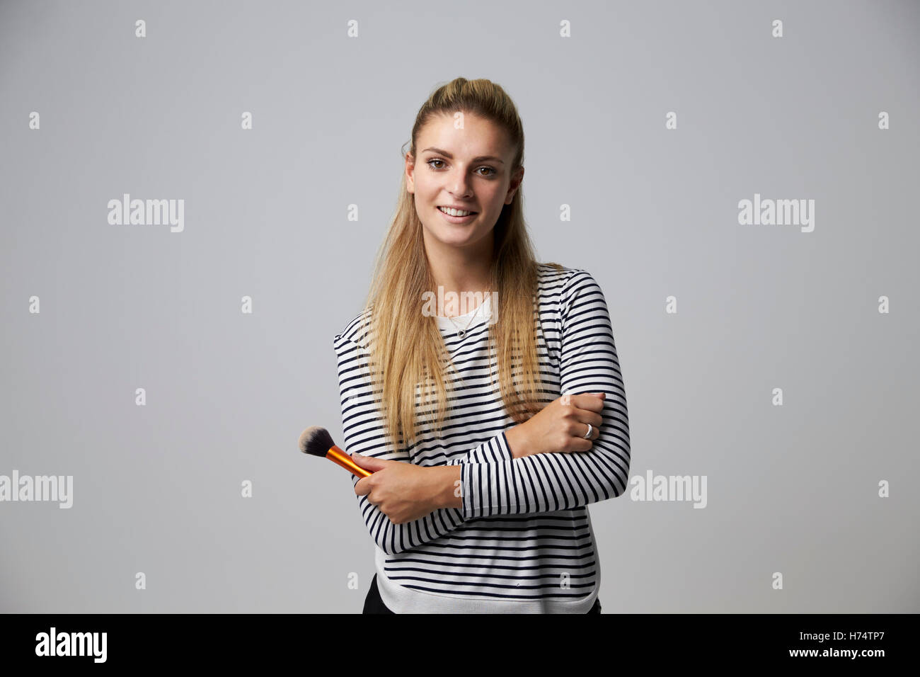 Studio Portrait de femme artiste Maquillage Banque D'Images