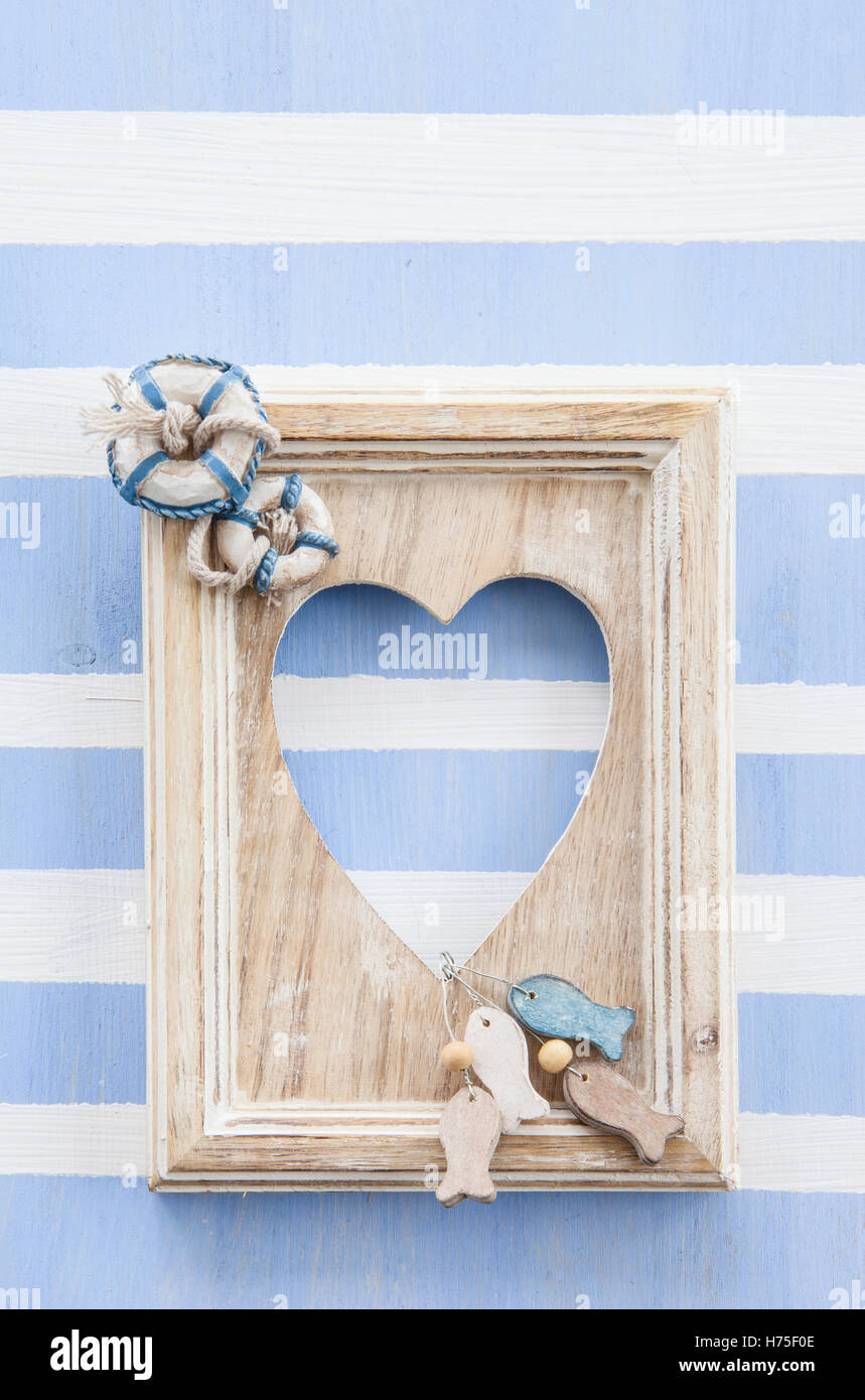 Couleur bleu maison de vacances locations de vacances vacances maritime bois coloré de l'été aux couleurs multiples magnifiques Banque D'Images