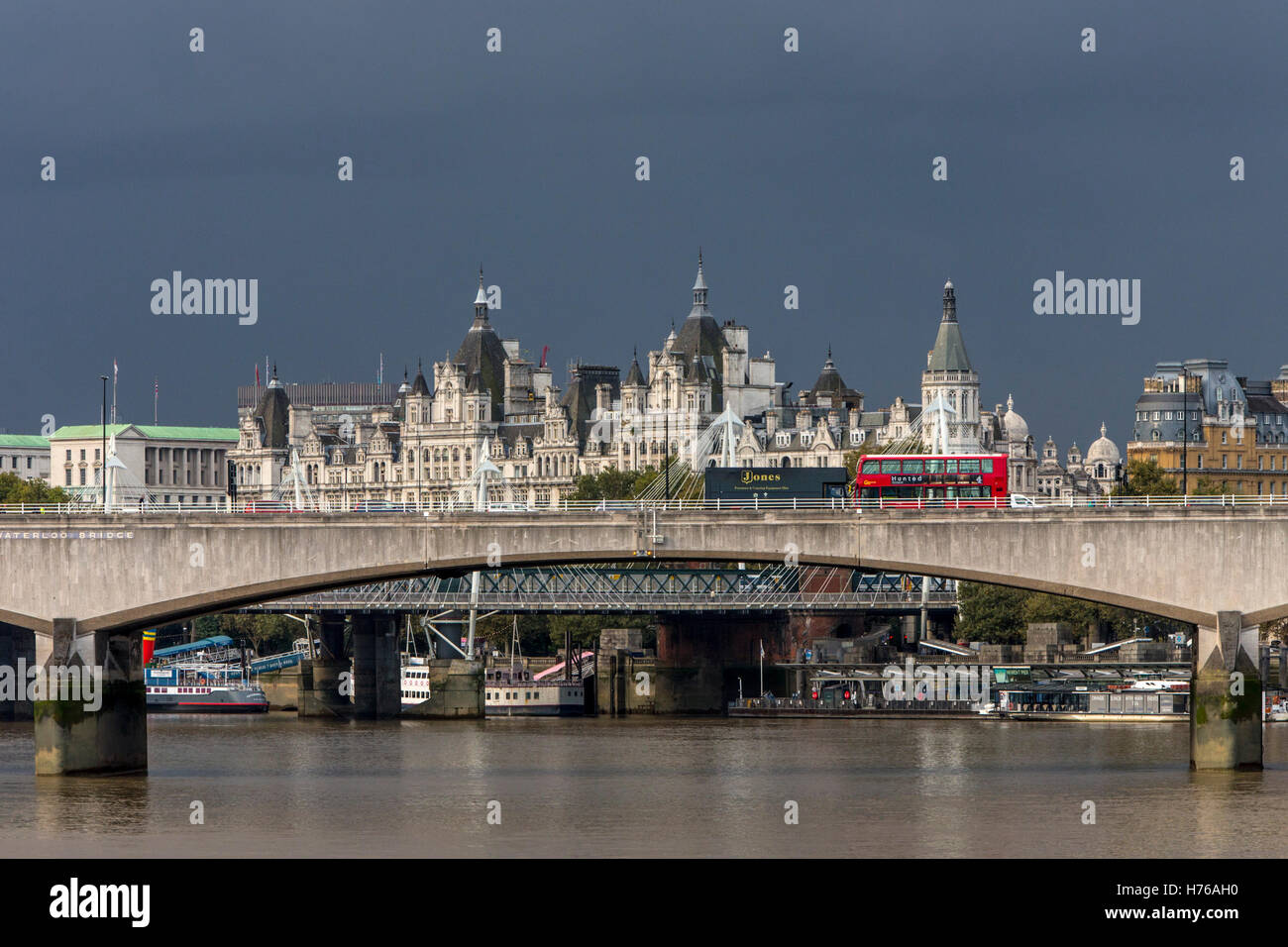 Waterloo Bridge, Londres, Angleterre, samedi, Octobre 01, 2016. Banque D'Images