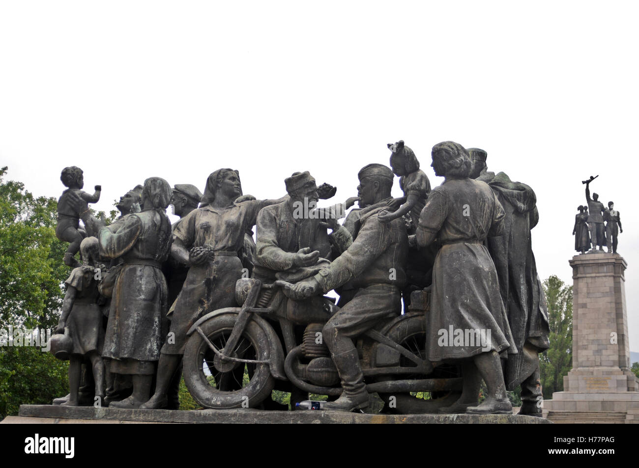 Monument à l'armée soviétique. Sofia, Bulgarie. Composition sculpturale secondaire. Banque D'Images