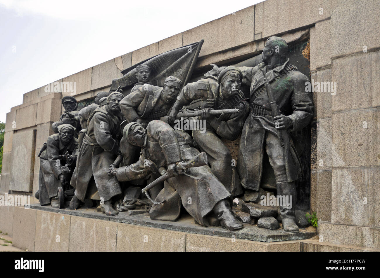 Monument à l'armée soviétique. Sofia, Bulgarie. Composition sculpturale secondaire. Banque D'Images