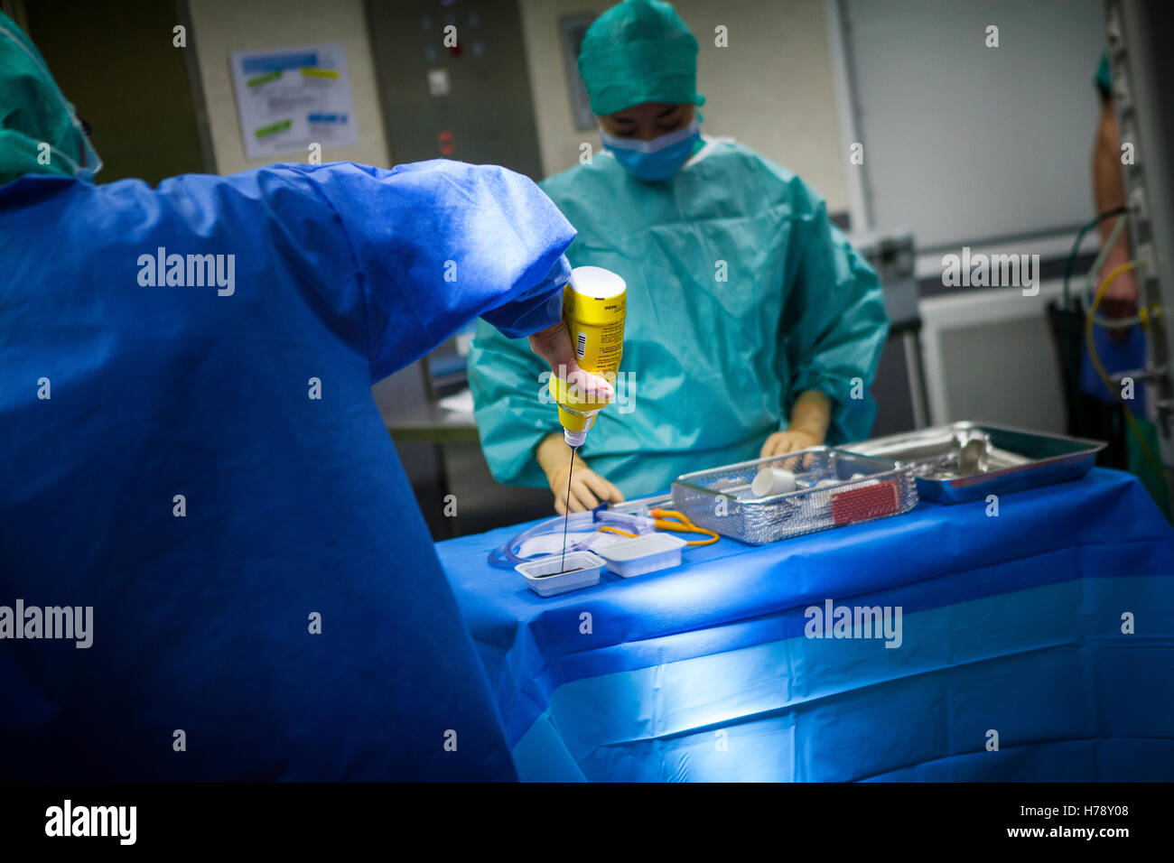 La chirurgie assistée par robot Banque D'Images