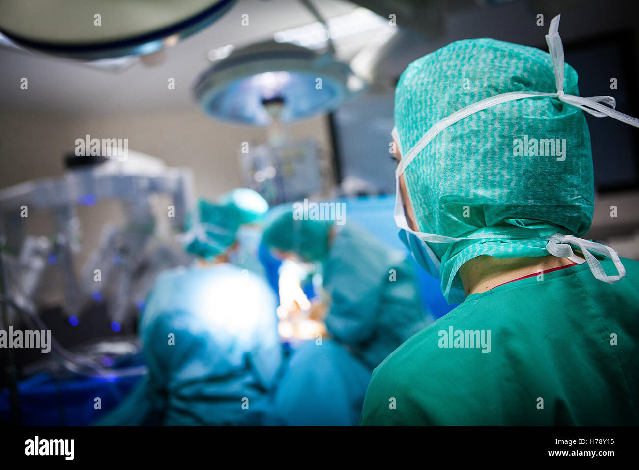 La chirurgie assistée par robot Banque D'Images