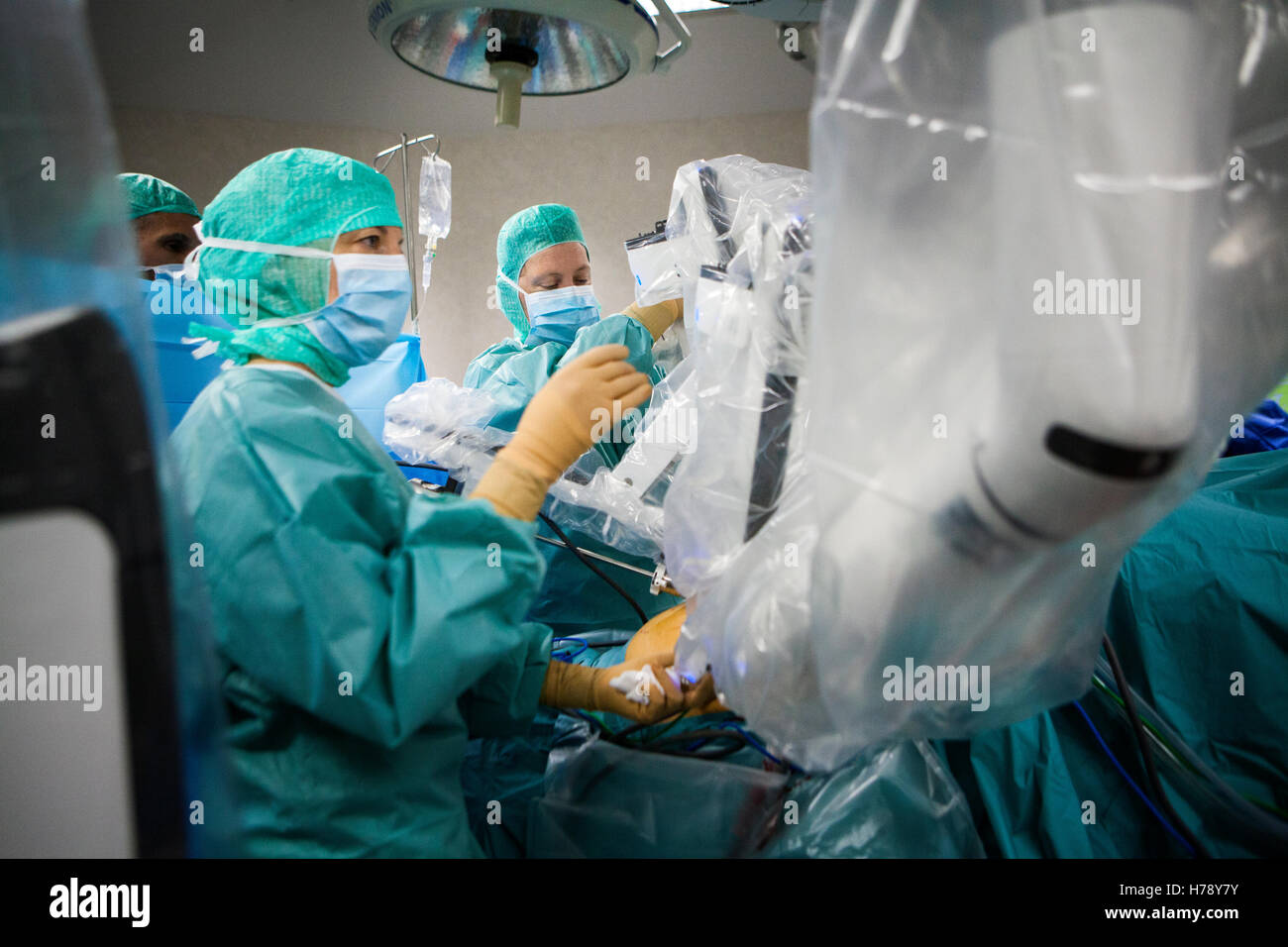 La chirurgie assistée par robot Banque D'Images