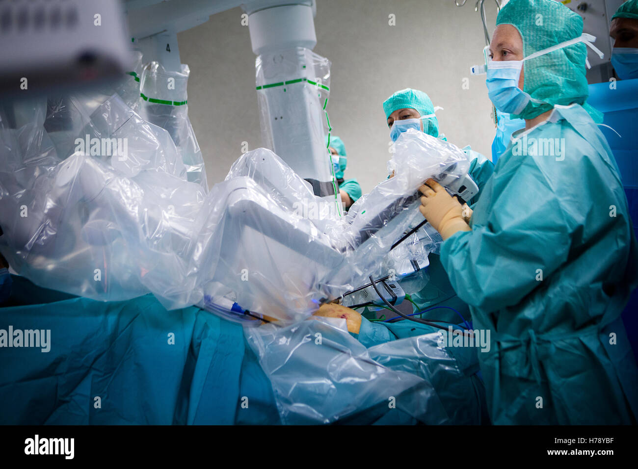 La chirurgie assistée par robot Banque D'Images