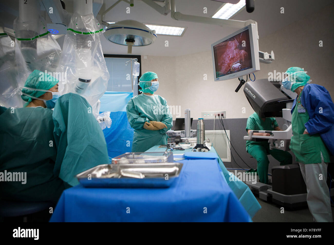 La chirurgie assistée par robot Banque D'Images