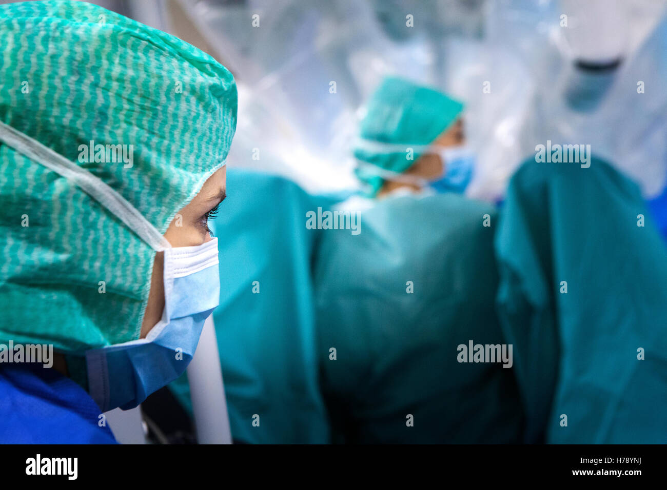 La chirurgie assistée par robot Banque D'Images