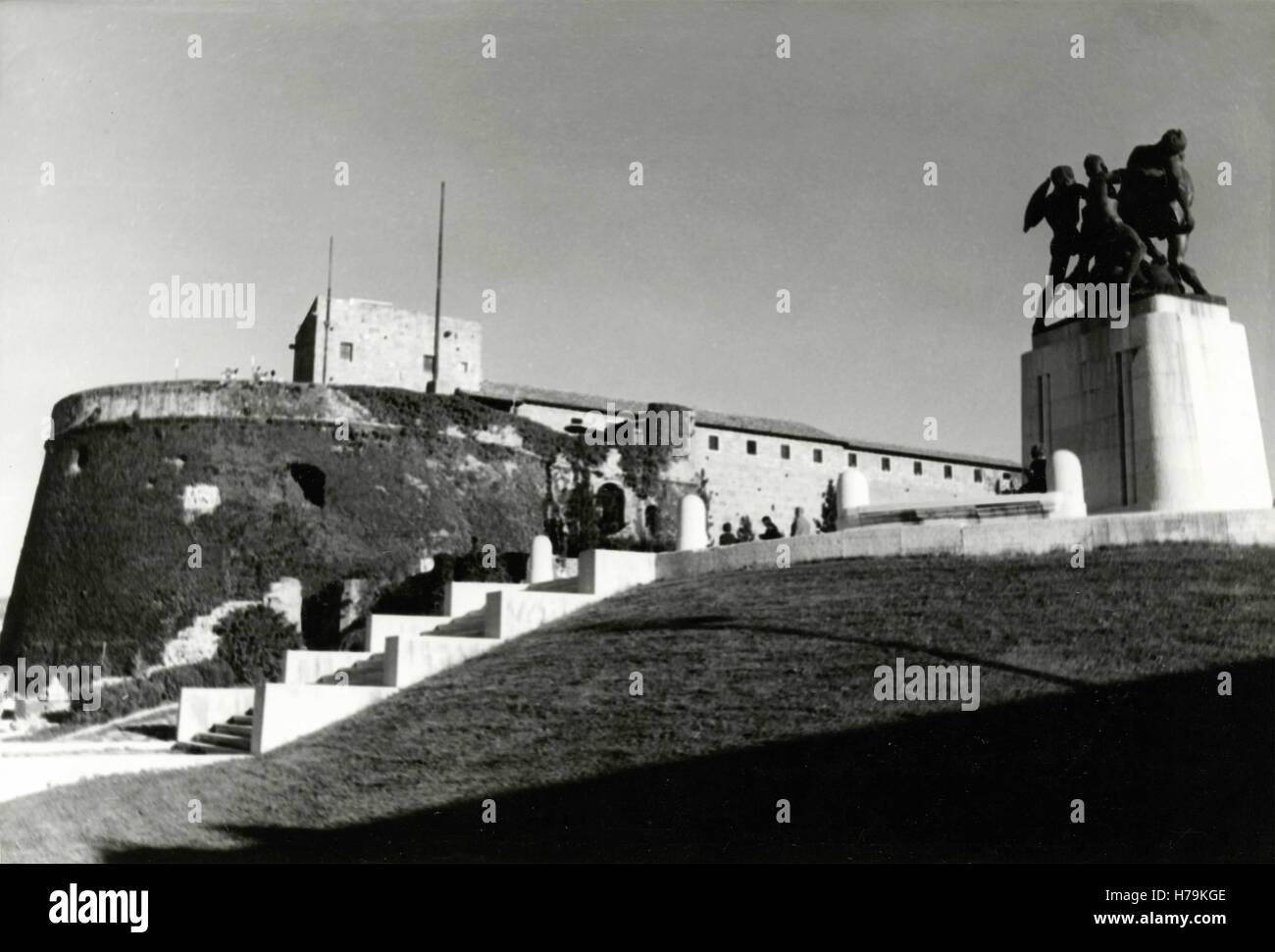 Le château et le monument commémoratif de guerre, Trieste, Italie Banque D'Images