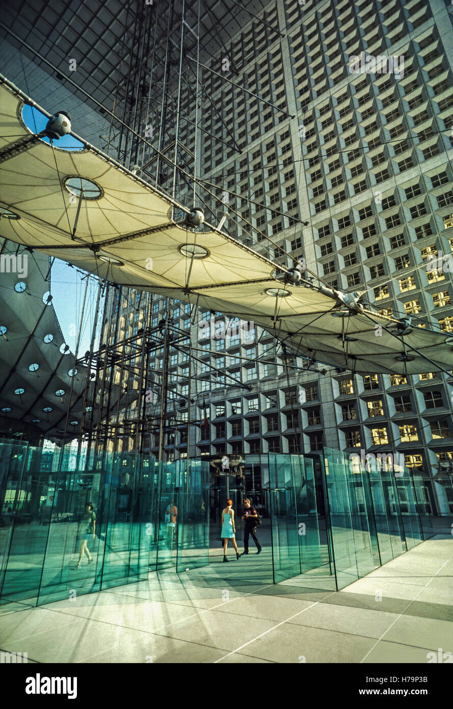 La Grande Arche de la Défense, Paris, France. Banque D'Images