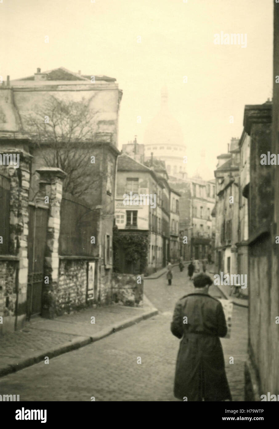 Dans la rue Montmartre, Paris, France Banque D'Images