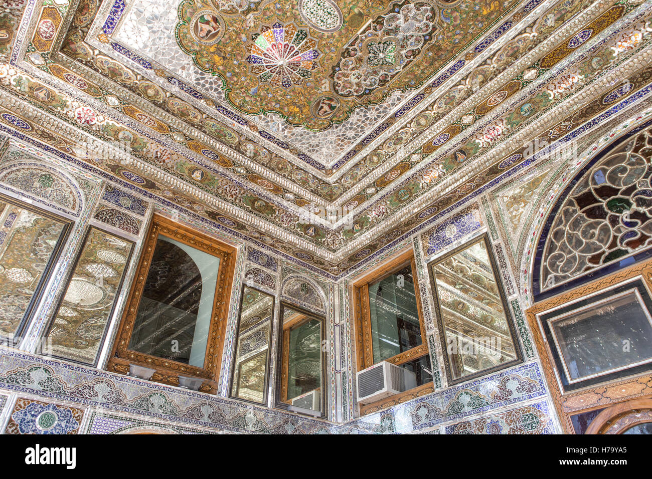 Shiraz palace en miroir Banque D'Images
