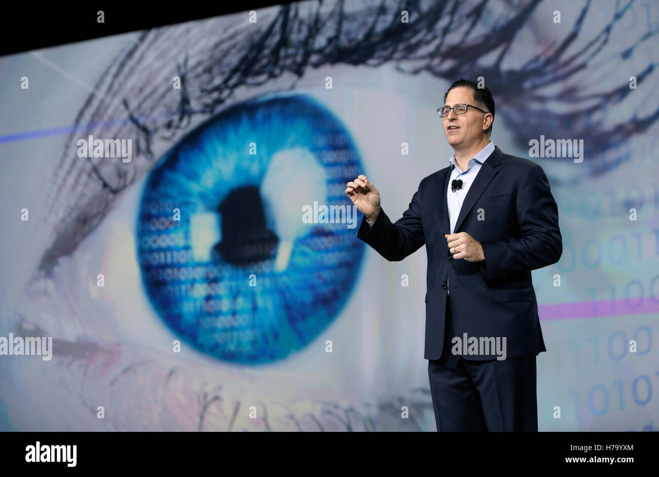 Michael Dell, fondateur et PDG de Dell Inc. Dell, prend la parole lors de la conférence mondiale de la technologie de 2015 à Austin, Texas. Banque D'Images