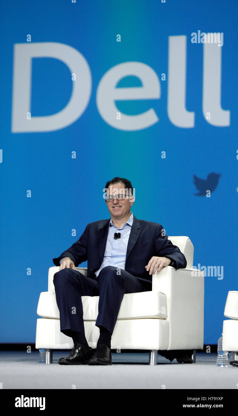 Michael Dell, fondateur et PDG de Dell Inc. Dell, prend la parole lors de la conférence mondiale de la technologie de 2015 à Austin, Texas. Banque D'Images