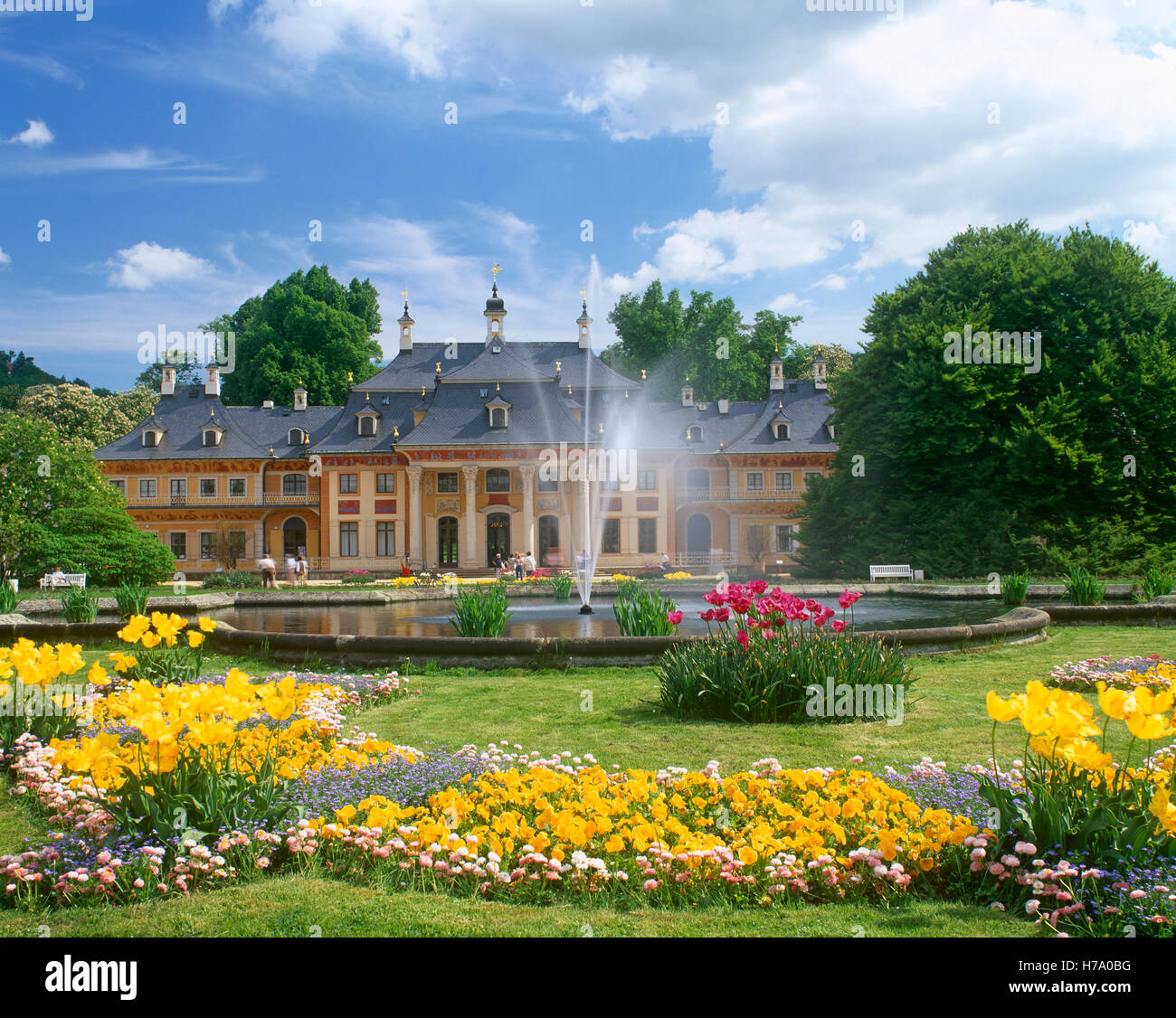 Le château de Pillnitz gardens près de Dresde, Saxe, Allemagne Banque D'Images