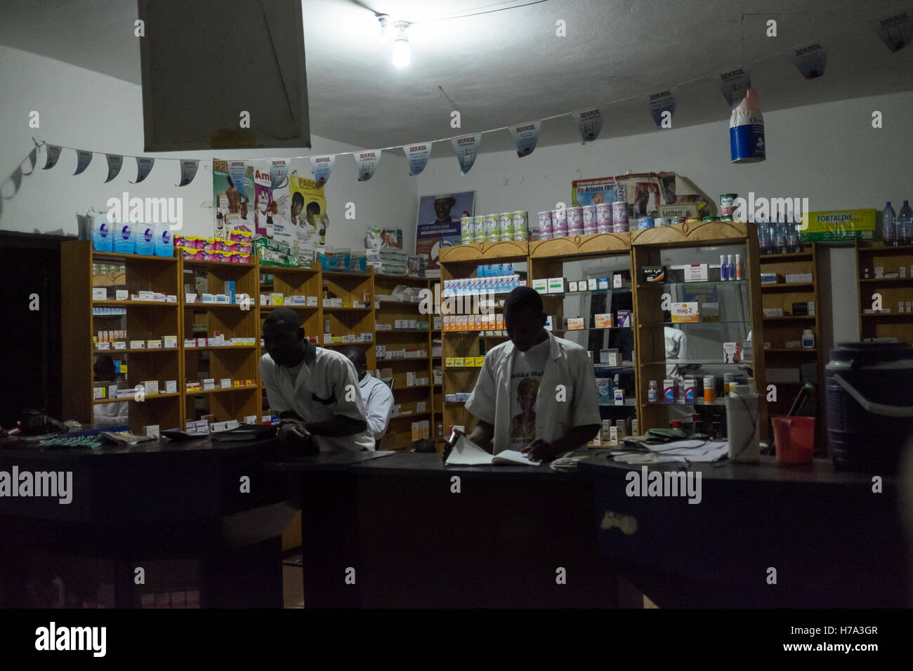 électrification rurale afrique mali Banque de photographies et d’images ...