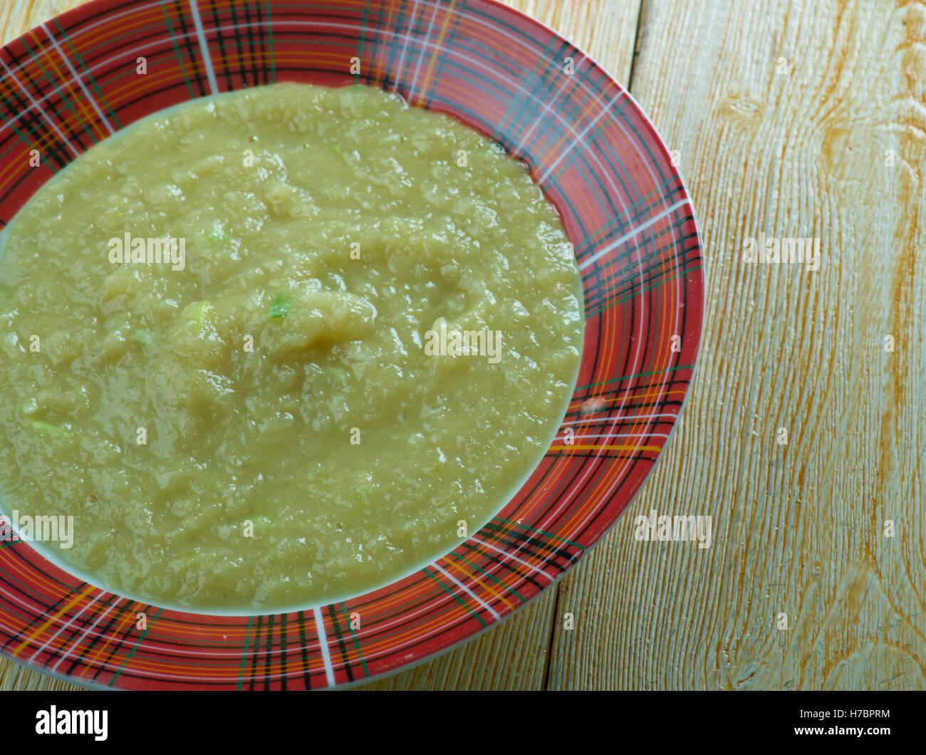 Potage aux poireaux gallois. Cuisine britannique. Banque D'Images