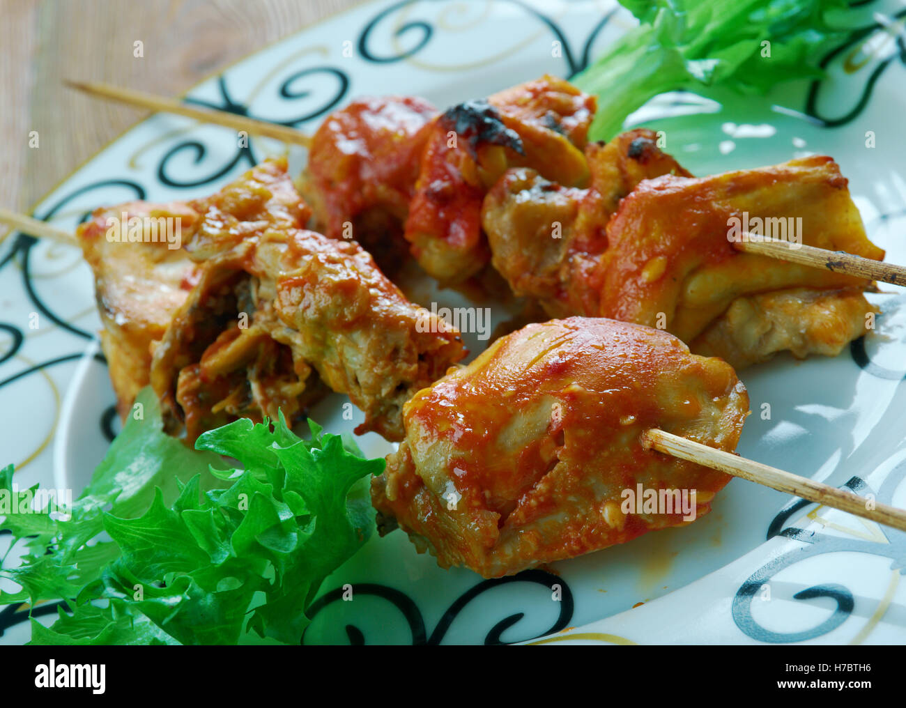 Shish Tawook brochettes de poulet marinées shish kebab de poulet traditionnel de la cuisine du Moyen-Orient Banque D'Images
