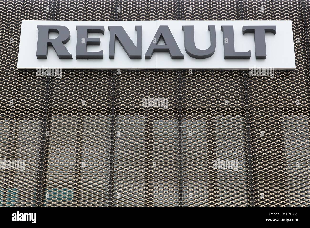 Logo de Renault sur un mur Banque D'Images