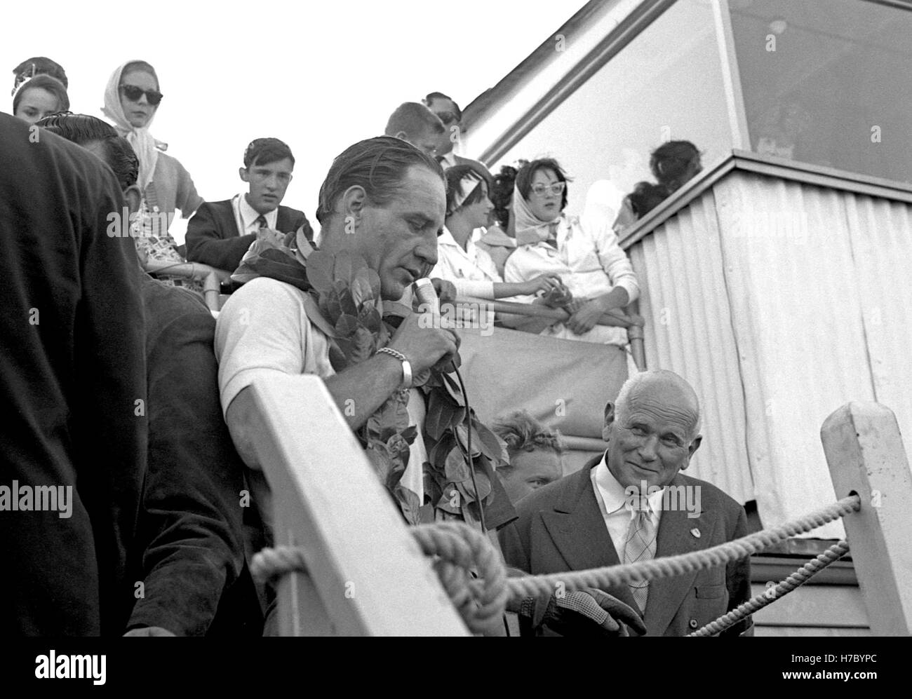 1962 Innes Ireland British motor racing driver Goodwood Podium gagnant TT Banque D'Images