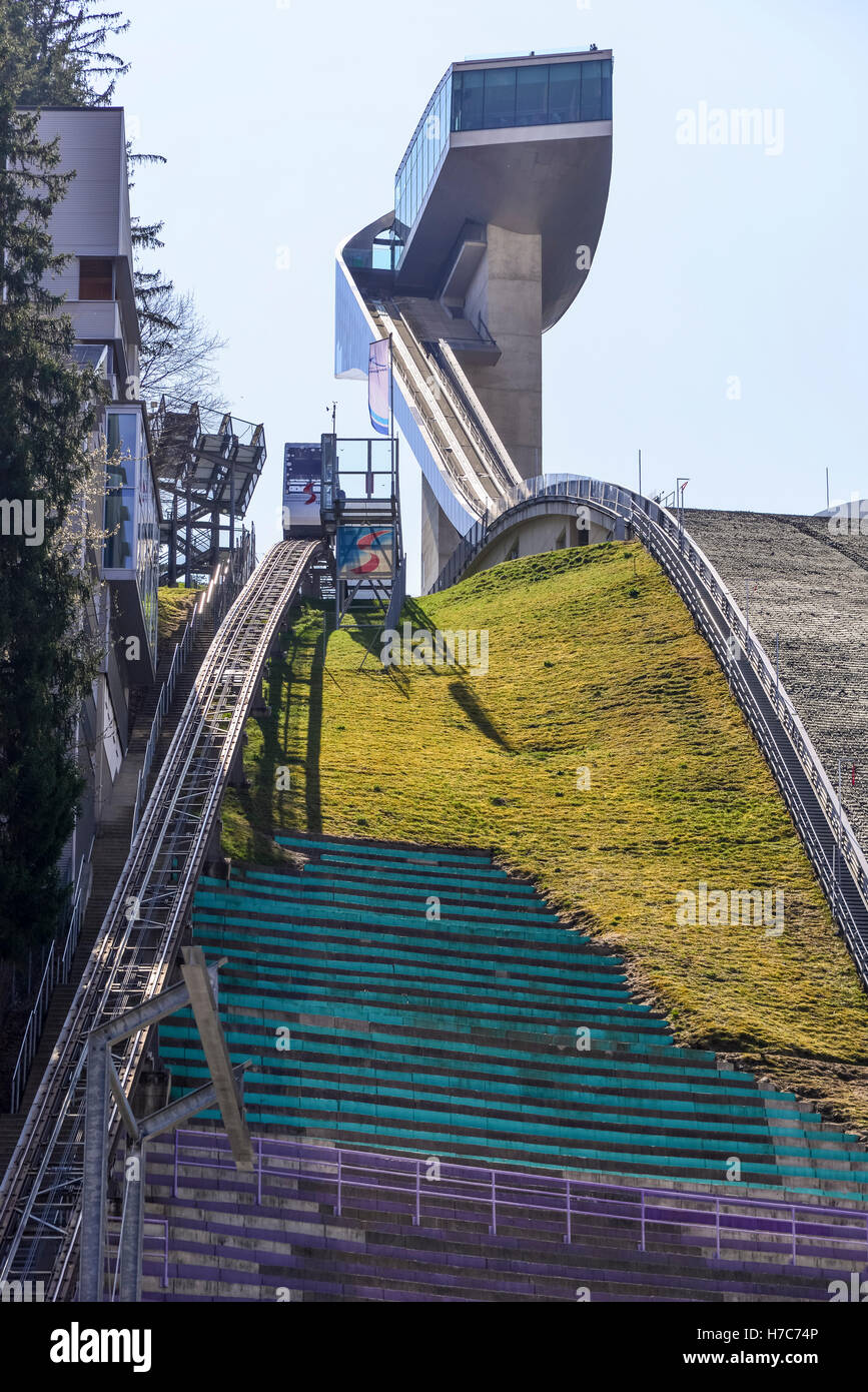 Lieu de saut à ski aux Jeux Olympiques d'hiver, Innsbruck, Autriche Banque D'Images