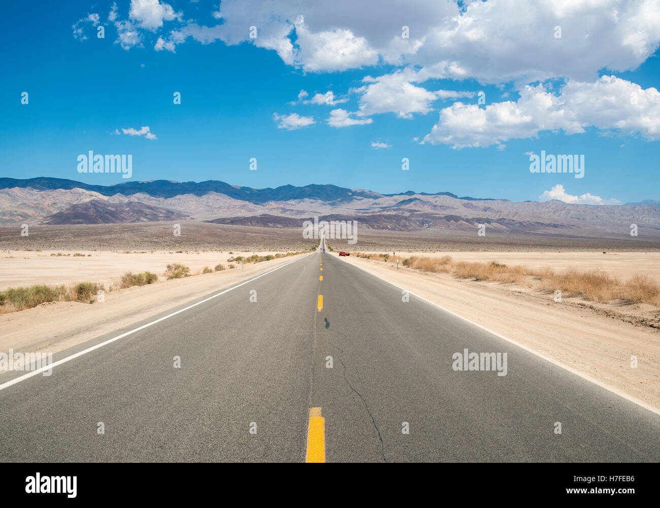 L'autoroute 190, la Death Valley National Park, California, USA Banque D'Images