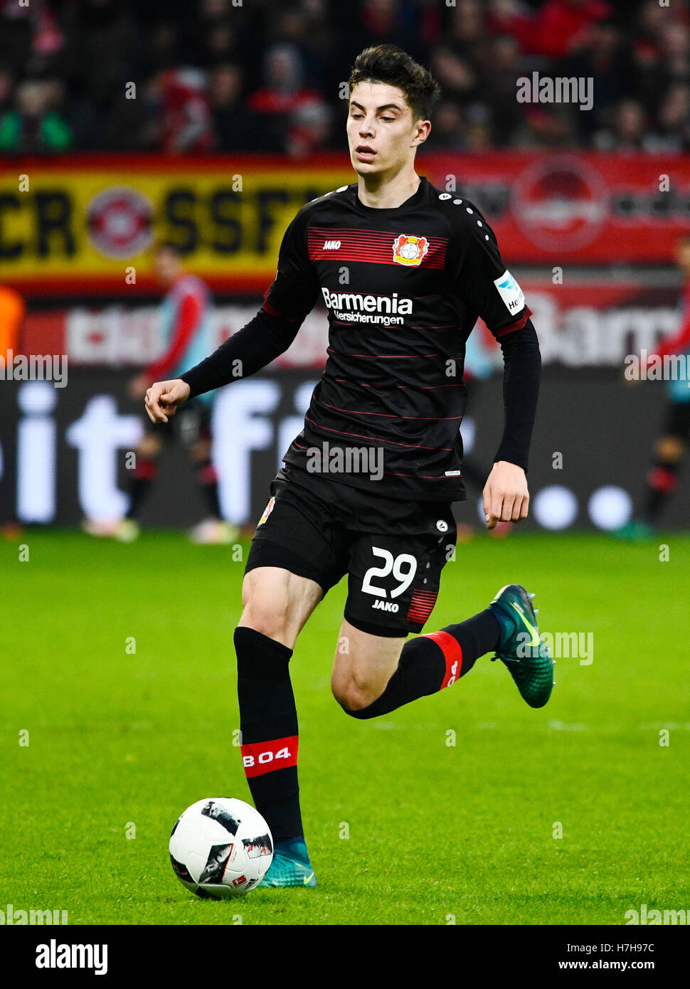 BayArena Leverkusen Allemagne. 5ème Nov, 2016. 1ère saison de Bundesliga 2016/17 ème Journée10, Bayer 04 Leverkusen vs Darmstadt 98 --- Kai Havertz (LEV) Credit : kolvenbach/Alamy Live News Banque D'Images