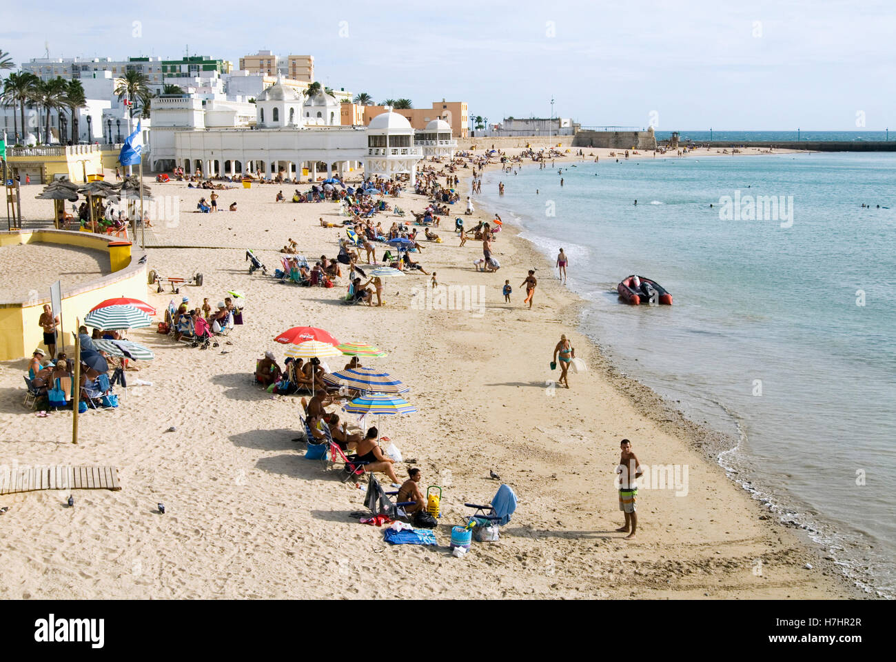 Plage de la ville, Playa de la Caleta avec Le Balneario de la Palma à Cadix, Andalousie, Espagne, Europe Banque D'Images