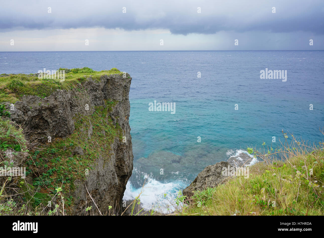 Manzamo cap, le cap que l'extension à la mer au large de la côte ouest Banque D'Images