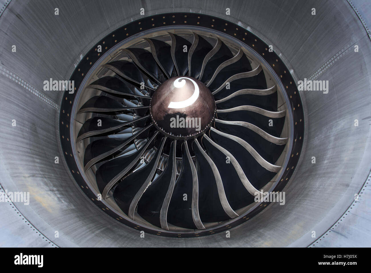 Stuttgart/Allemagne 4 Juin 2015 : General Electric GE90 à l'aéroport de Stuttgart Banque D'Images