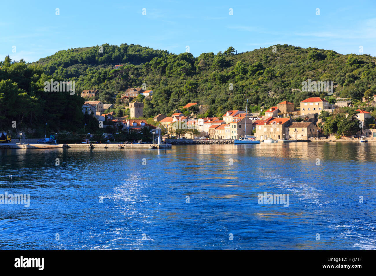 Suđurađ port de l'île de Šipan, plus grande des îles Élaphites près de Dubrovnik, Croatie Banque D'Images
