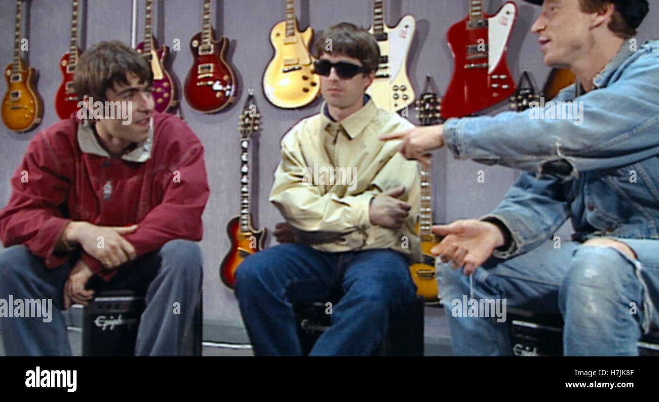 Supersonic est un regard à l'ascension fulgurante des années 90, Oasis rock band, tissage jamais-avant-vu des séquences de concert avec franchise des entrevues et un compte de première main de la rivalité d'enfant de backstage qui menaçaient de détruire la bande. Réalisé par Mat Whitecross. Cette photo est pour un usage éditorial uniquement et est l'auteur de la société film et/ou le photographe attribué par le film ou la société de production et ne peut être reproduite que par des publications dans le cadre de la promotion du film ci-dessus. Un crédit obligatoire pour l'entreprise de film est nécessaire. Le photographe doit également Banque D'Images