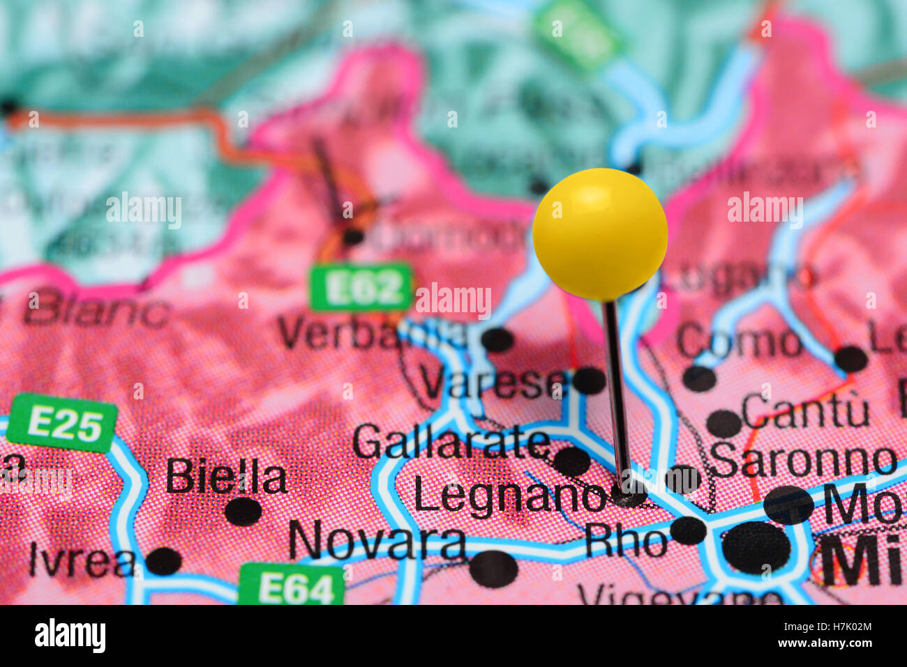 Legnano épinglée sur une carte de l'Italie Banque D'Images