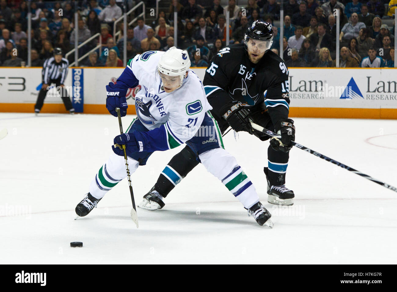 10 mars 2011, San Jose, CA, USA ; au cours de la première période chez HP Pavilion. Vancouver a battu San Jose 5-4 en fusillade. Banque D'Images