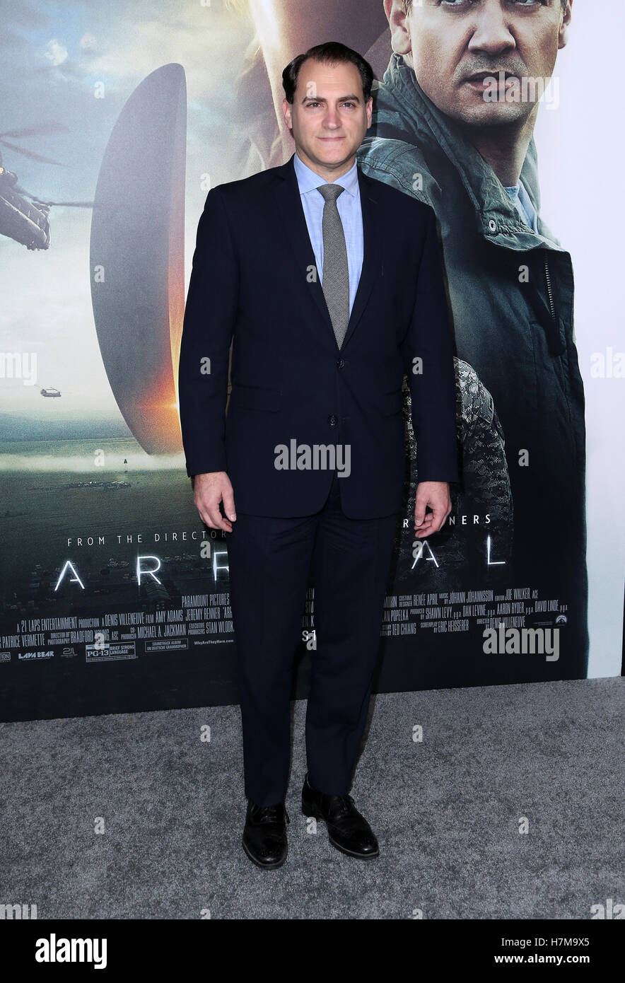 Westwood, CA. 06 Nov, 2016. Michael Stuhlbarg pour Premiere de Paramount Pictures" "Arrivée" à Regency Village Theatre, Californie le 06 novembre 2016. Credit : Faye Sadou/media/Alamy Punch Live News Banque D'Images