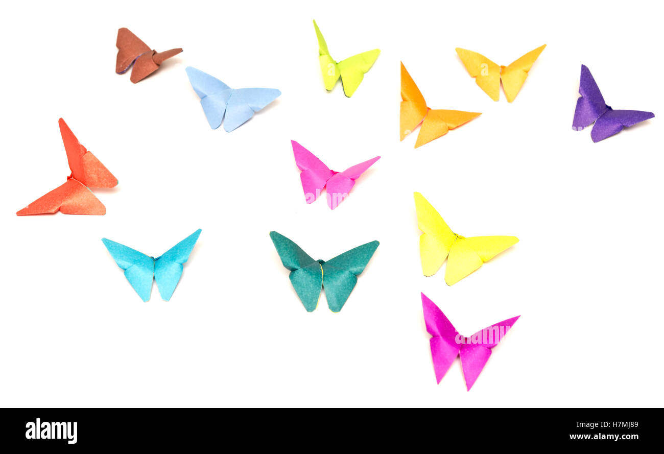 Papillon origami isolé sur fond blanc Banque D'Images