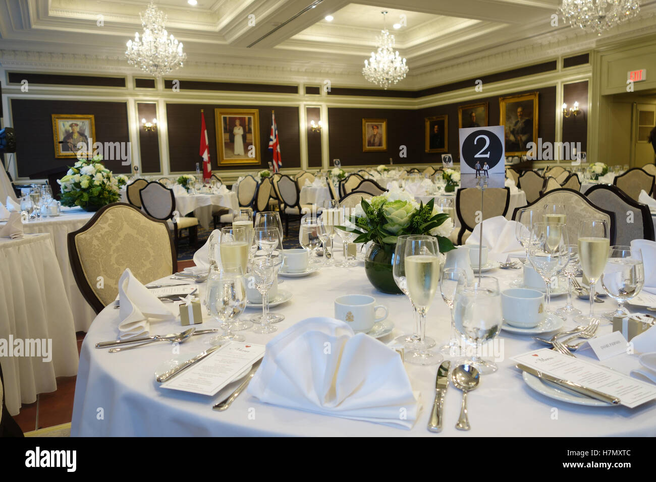 Dîner-réception à l'intérieur ROYAL CANADIAN MILITARY INSTITUTE Royal Canadian Military Institute Toronto Banque D'Images