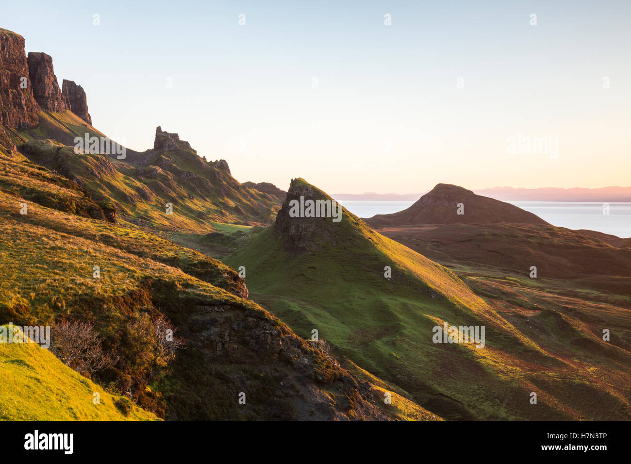 Lever du soleil à Quiraing, île de Skye, Écosse Banque D'Images