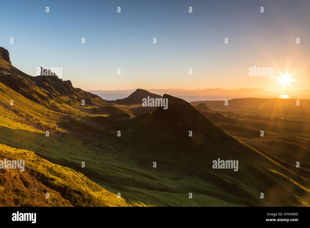 Lever du soleil à Quiraing, île de Skye, Écosse Banque D'Images