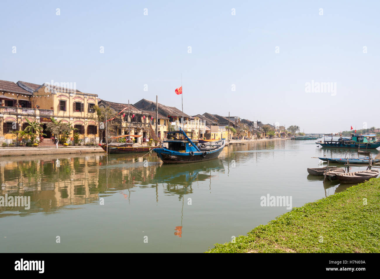 Bateau de pêche dans le port, Hoi An, Vietnam Banque D'Images